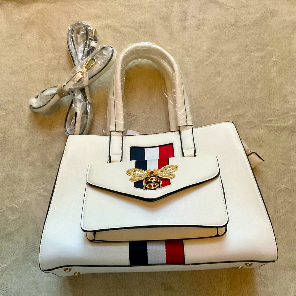2 Gorgeous purses for one! Stylish White with red/white/blue pop of color